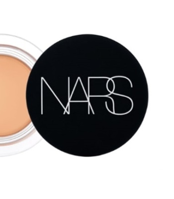 NARS Kapatıcılarla Doğal ve Kusursuz Görünüm